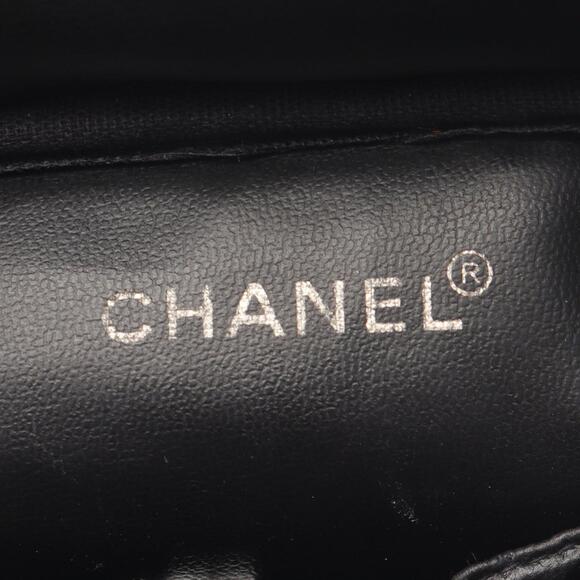 CHANEL Black Leather Logo Bag - Picture 4 of 10